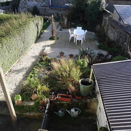 Charming French Cottage-Gite In The Heart Of Quiet Gorron Екстериор снимка